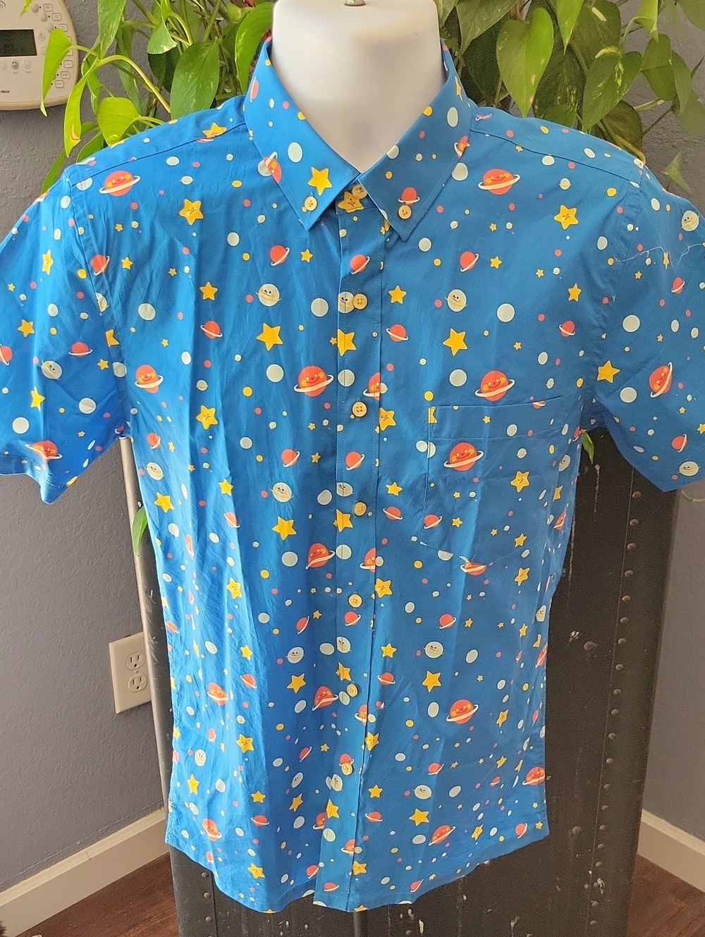 LILY LILUHMS Blue Supernova Space Print Short-Sleeve Button-Down Shirt